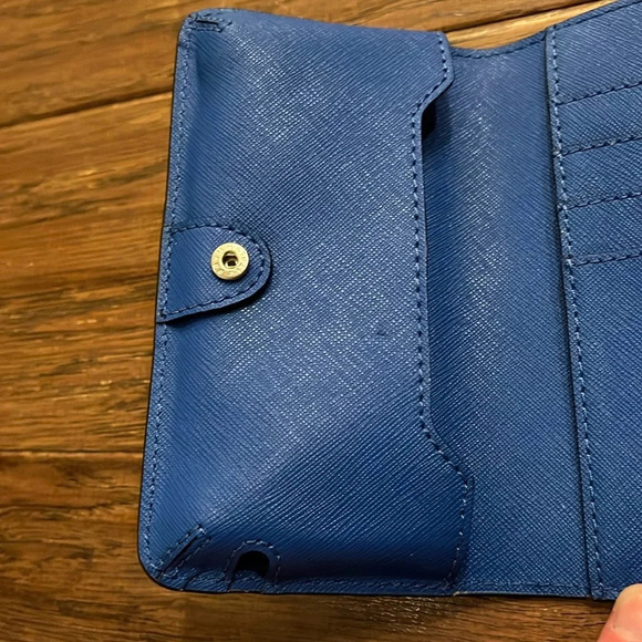 Henri Bendel Smartphone Case - Picture 4 of 8